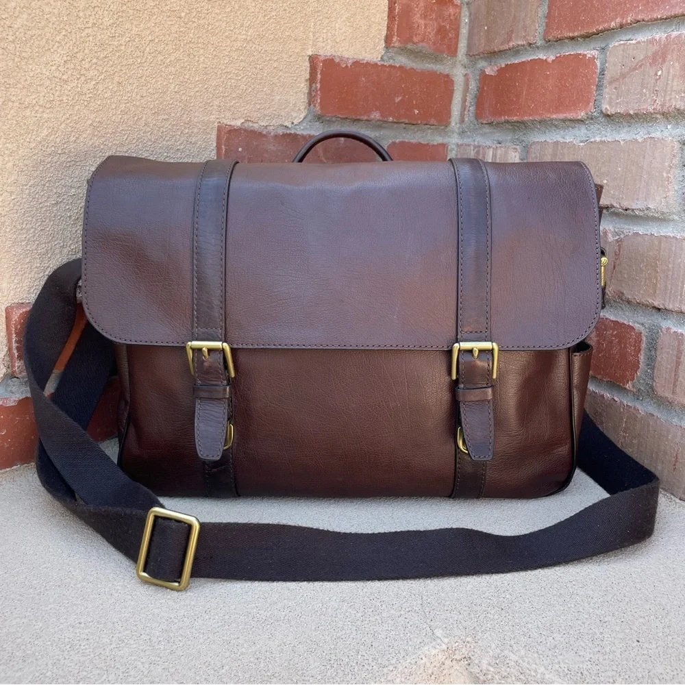 Fossil 💼 estate
